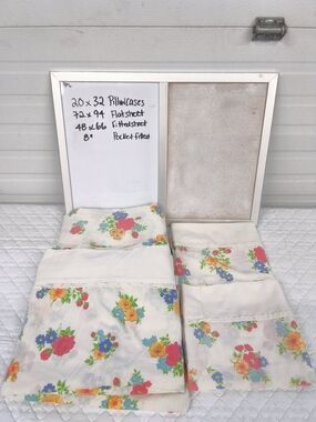 Floral Vintage Pillowcases and Sheets Set
